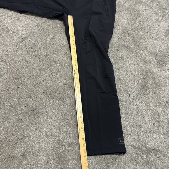 REI Pants Mens 34x32 Soft Shell Stretch Hiking Zip Pockets Split Cuff Outdoor - Picture 5 of 5